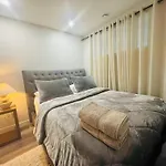 Comfy Neutral Living Free Parking