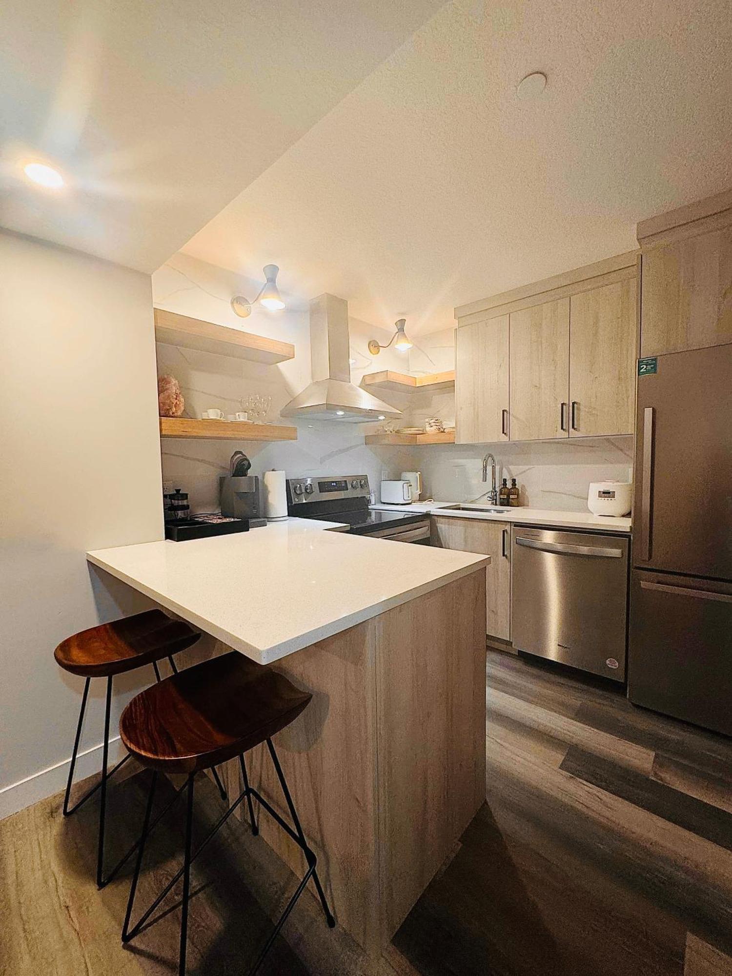 Holiday home Comfy Neutral Living Free Parking Calgary